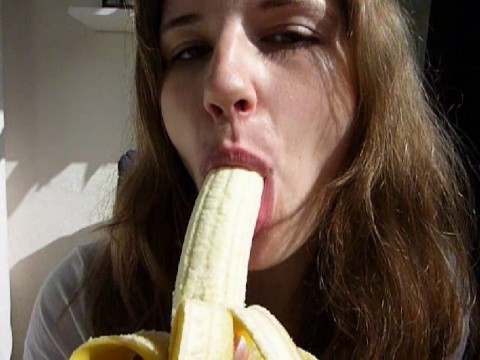 1. Deepthroatversuch mit Banane