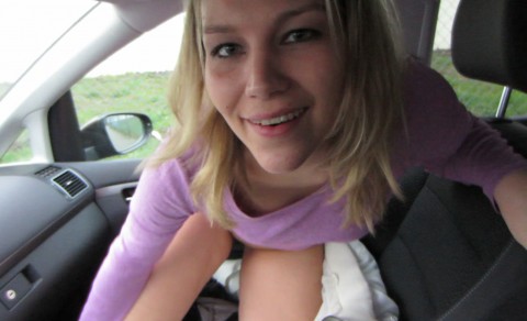 Im Auto gepisst